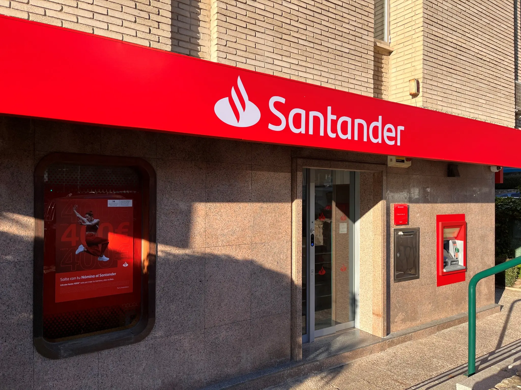 Stellenabbau im Heimatmarkt: Santander verhandelt über 3.000 Vorruhestände