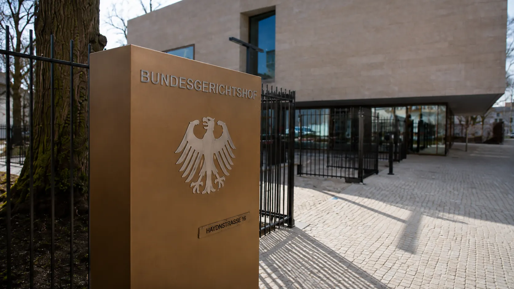 BGH-Urteil setzt Jahresentgelten ein Ende: Riester-Bausparer können Geld zurückfordern