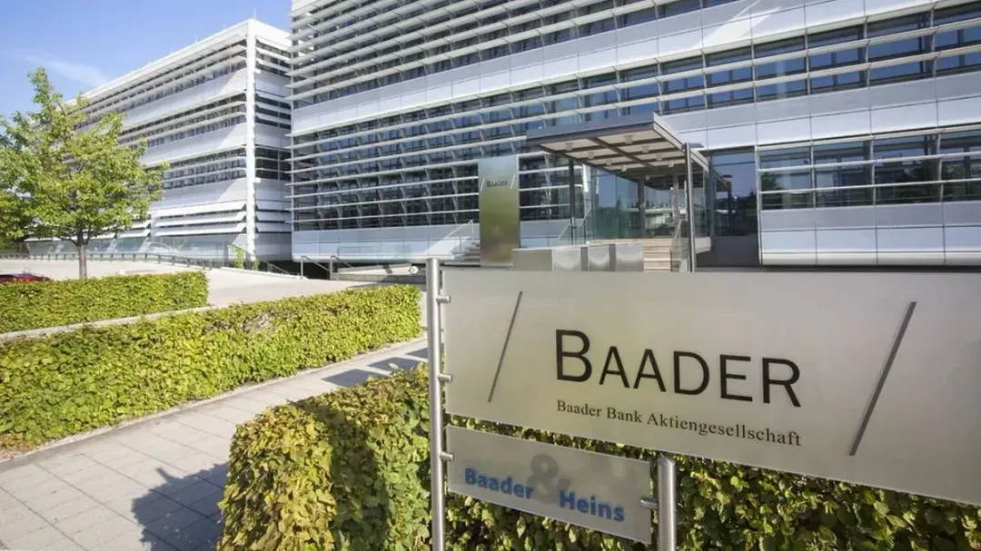 Baader Bank führt 23-Stunden-Handel an Werktagen ein