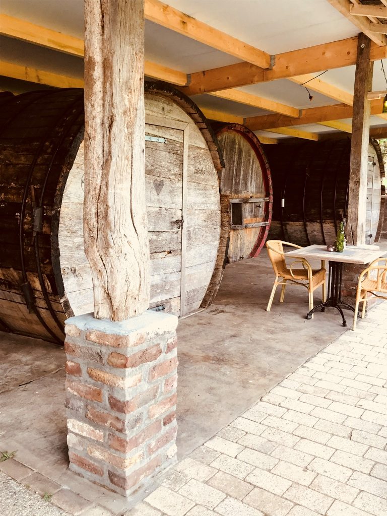 Wijnvaten om in te overnachten voor een bijzondere overnachting.