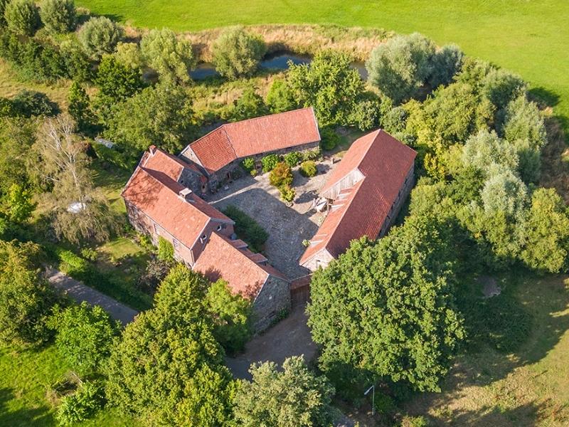 Neem contact op met Hoeve Vernelsberg via JeZoektIetsLeuks