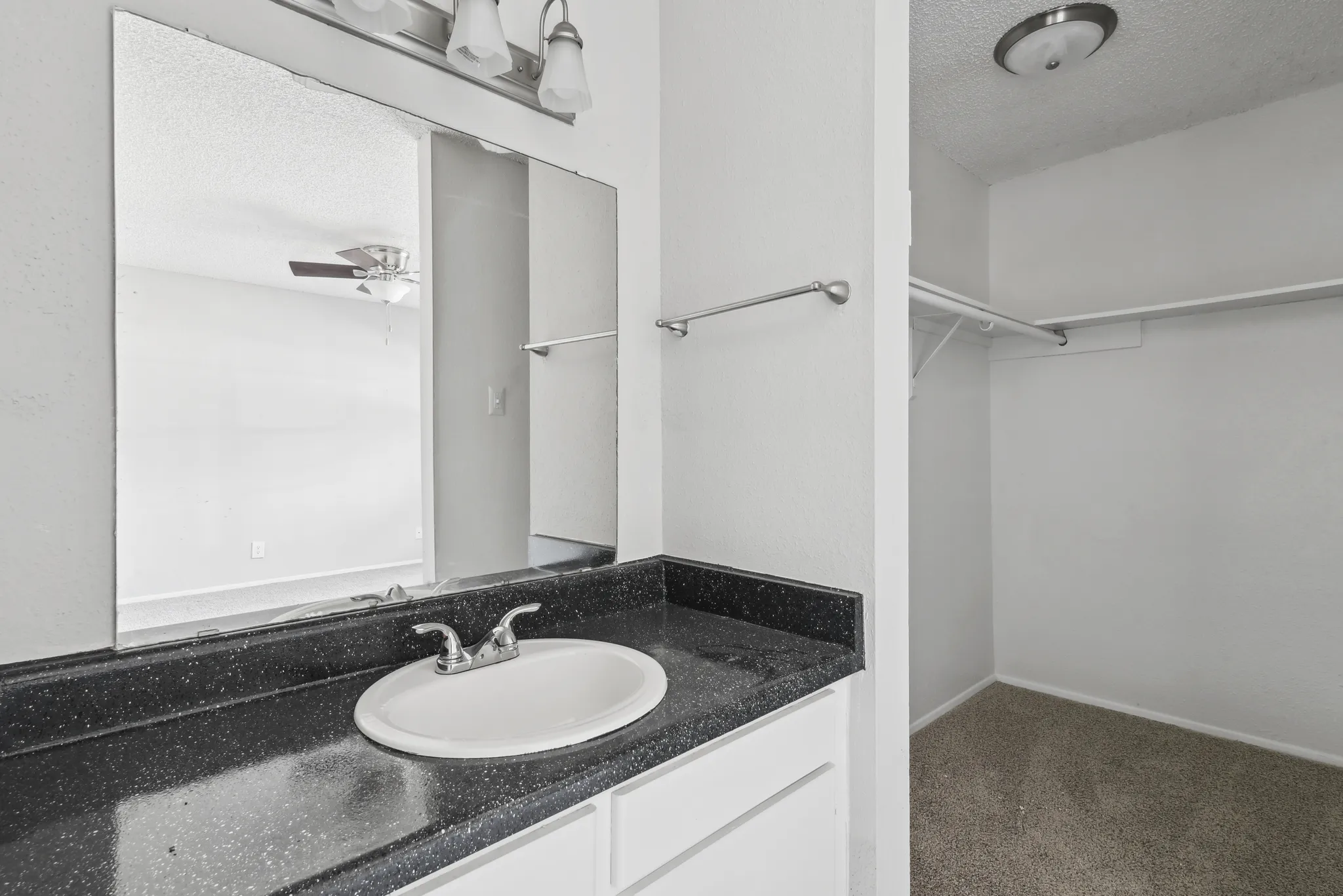 bathroom vanity 