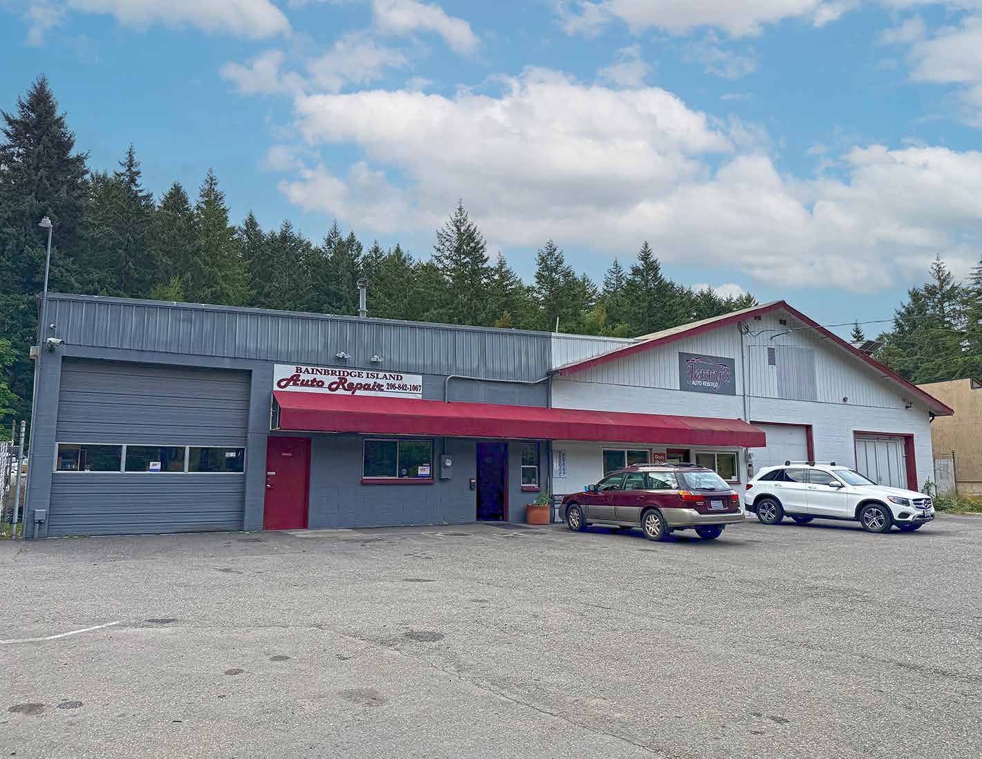 8890 Miller Road NE, Bainbridge Island, WA 98110