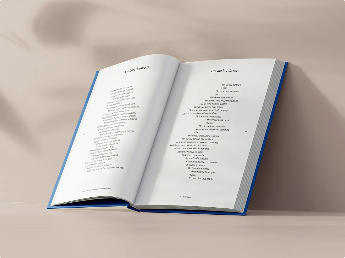 open book with two poems, 'a minha decorrocada' and ' um dia hei de ser'.