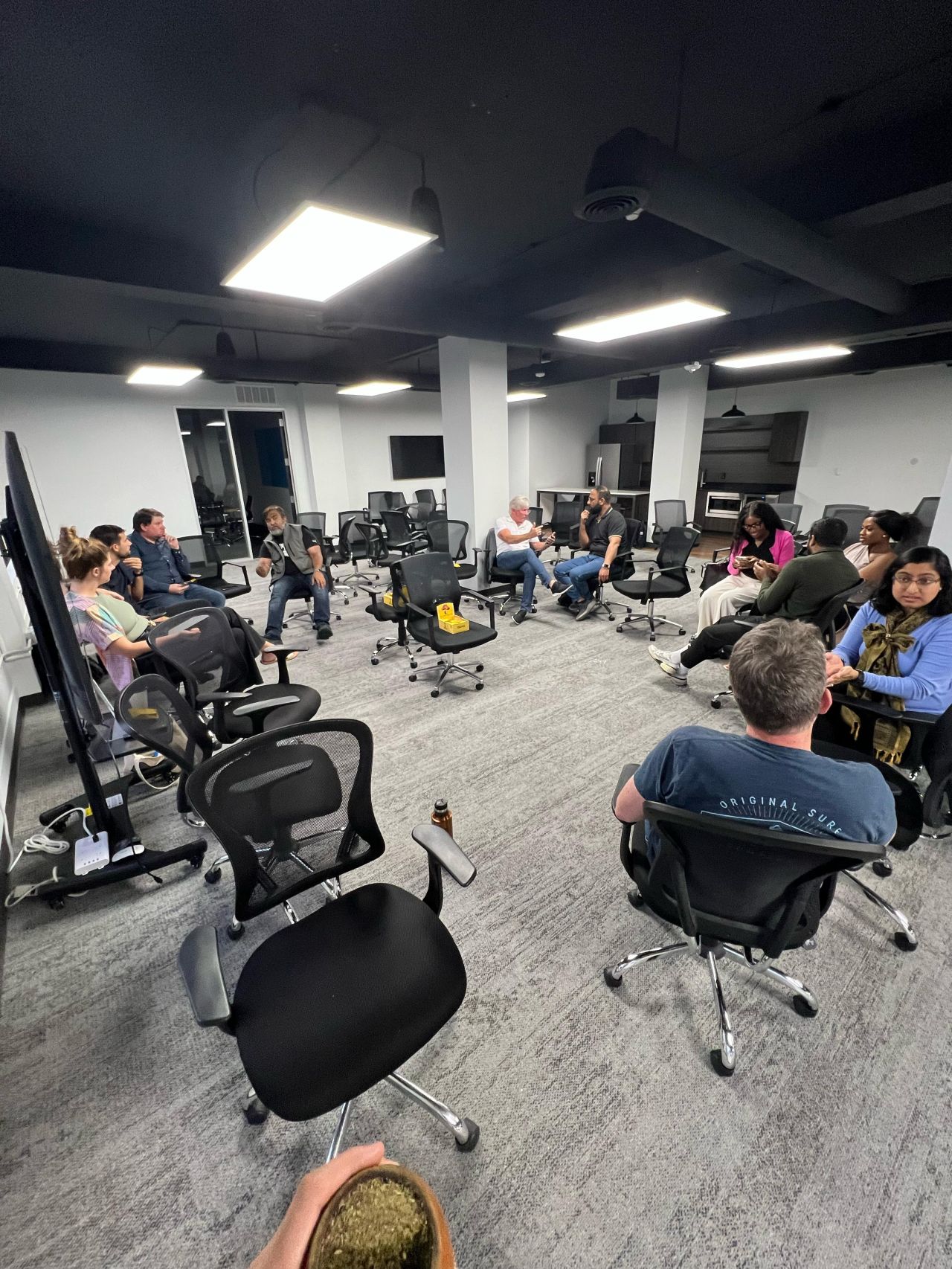 TLE Dallas 2 photos 1