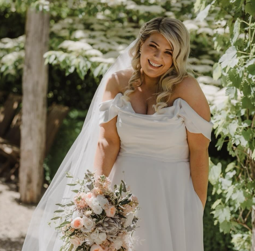 Beautiful bridal makeup by Angela Robyn Beauty