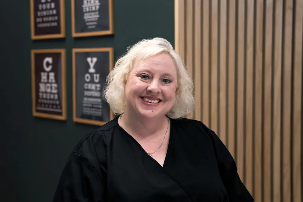 Image of Erin Eggleston at Optimum Eye Surgery