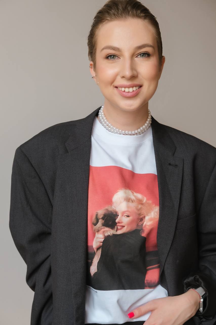 Поліна Шевцова