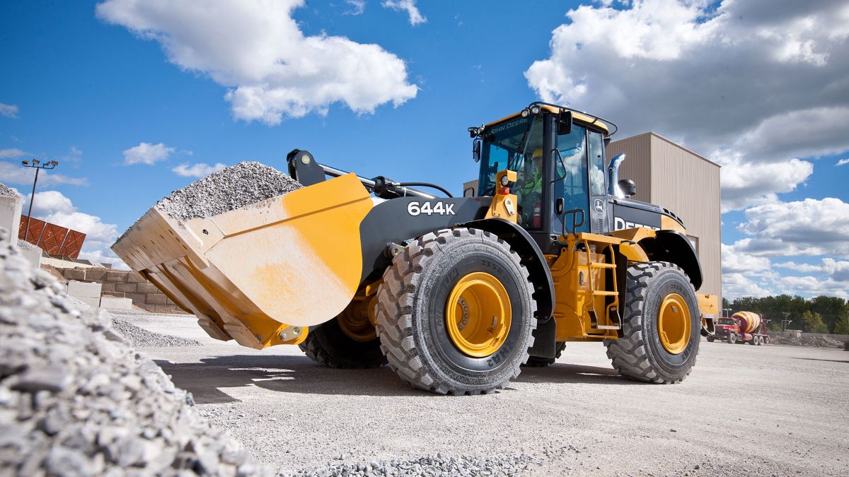 Why Loader Blades Are Switching to Wear-Resistant Steel: A Comprehensive Analysis of NM400/NM500 vs Q550D