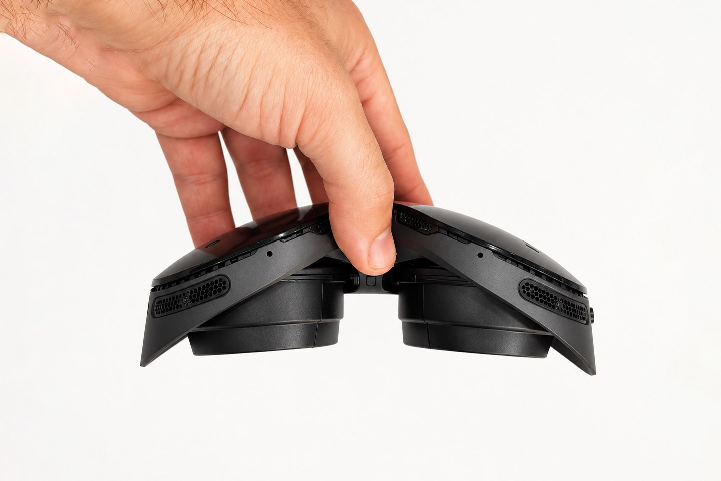 Steam Frame: Valve's standalone VR headset, no PC required