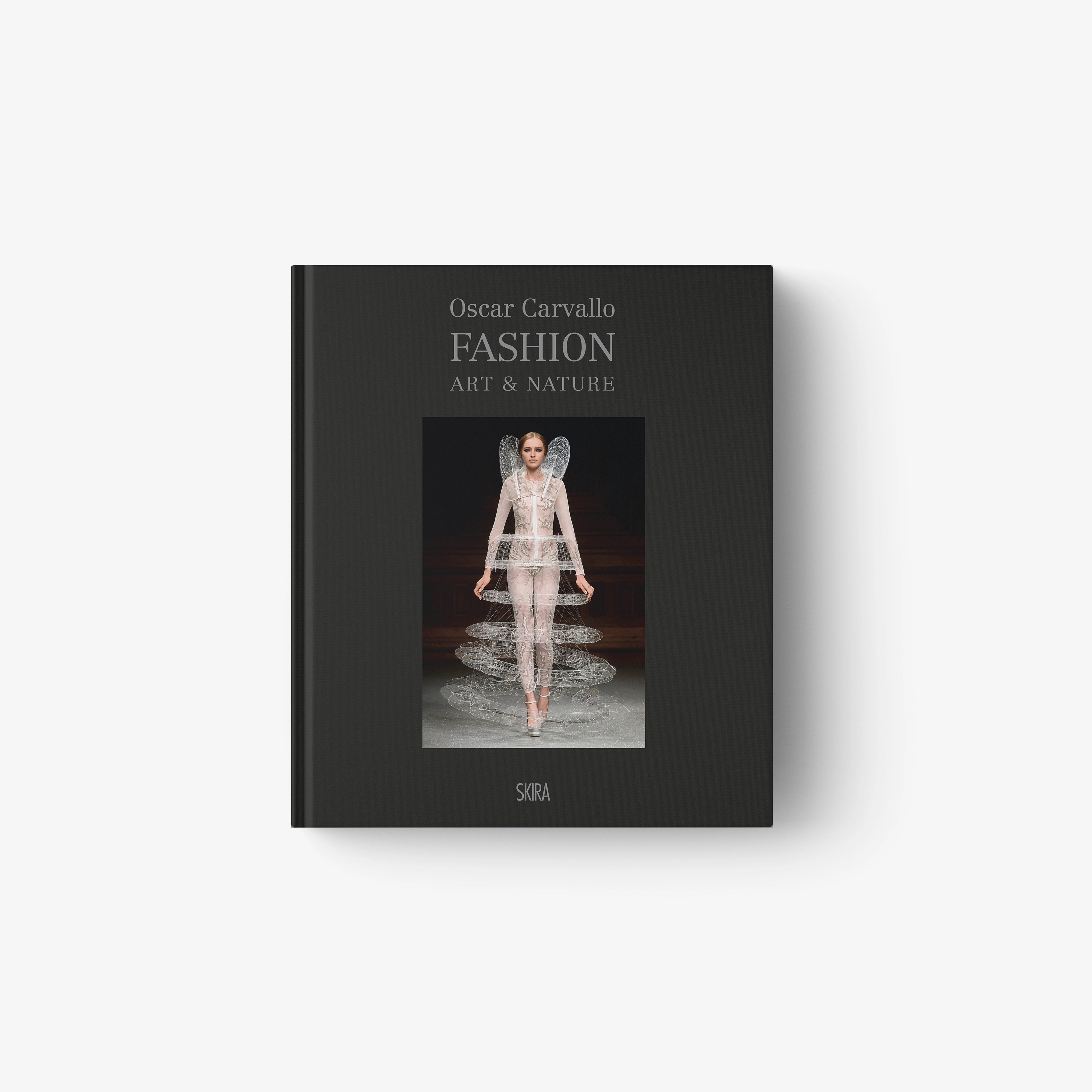 Oscar Carvallo. Fashion, Art & Nature