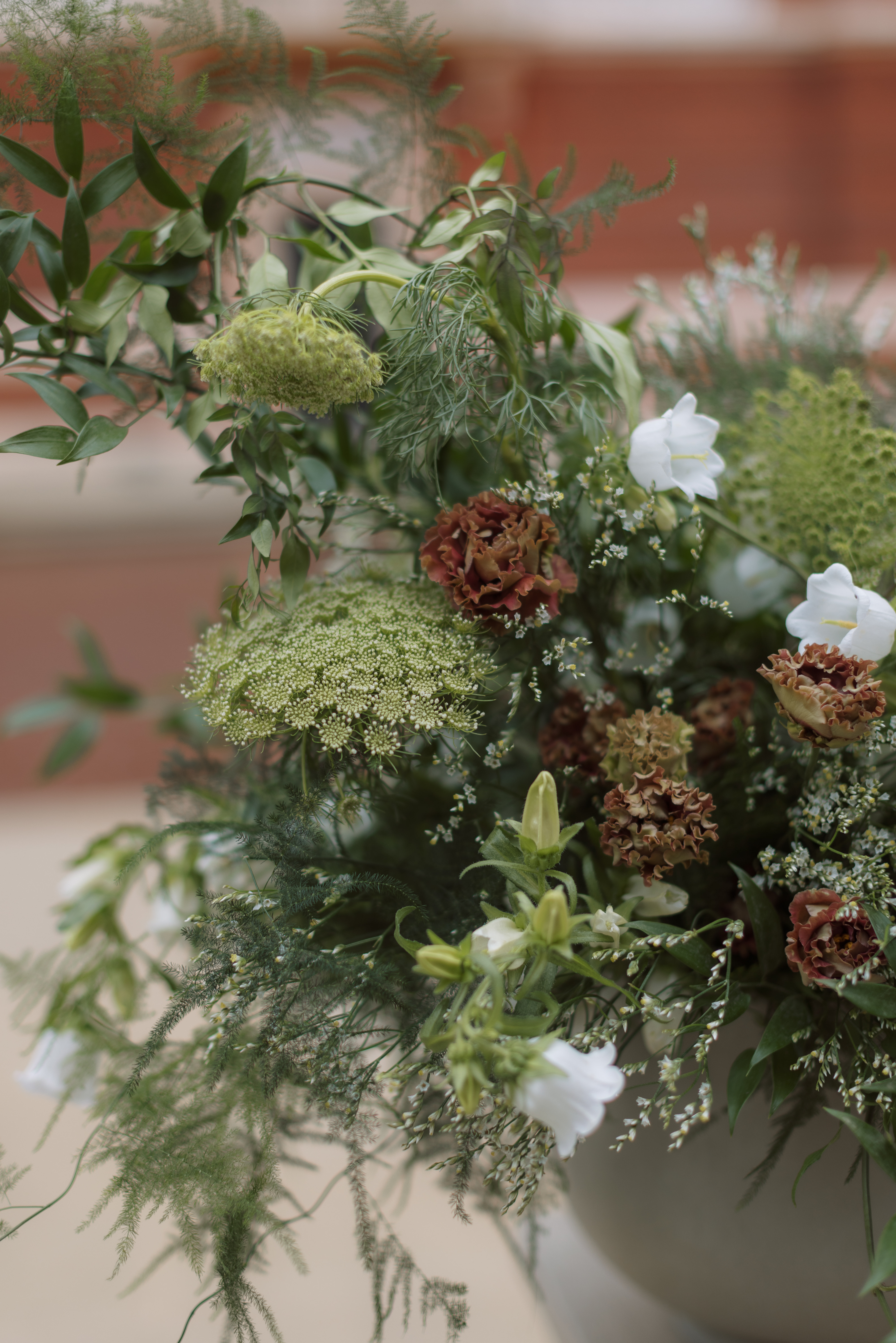 Evergreen tablescape design