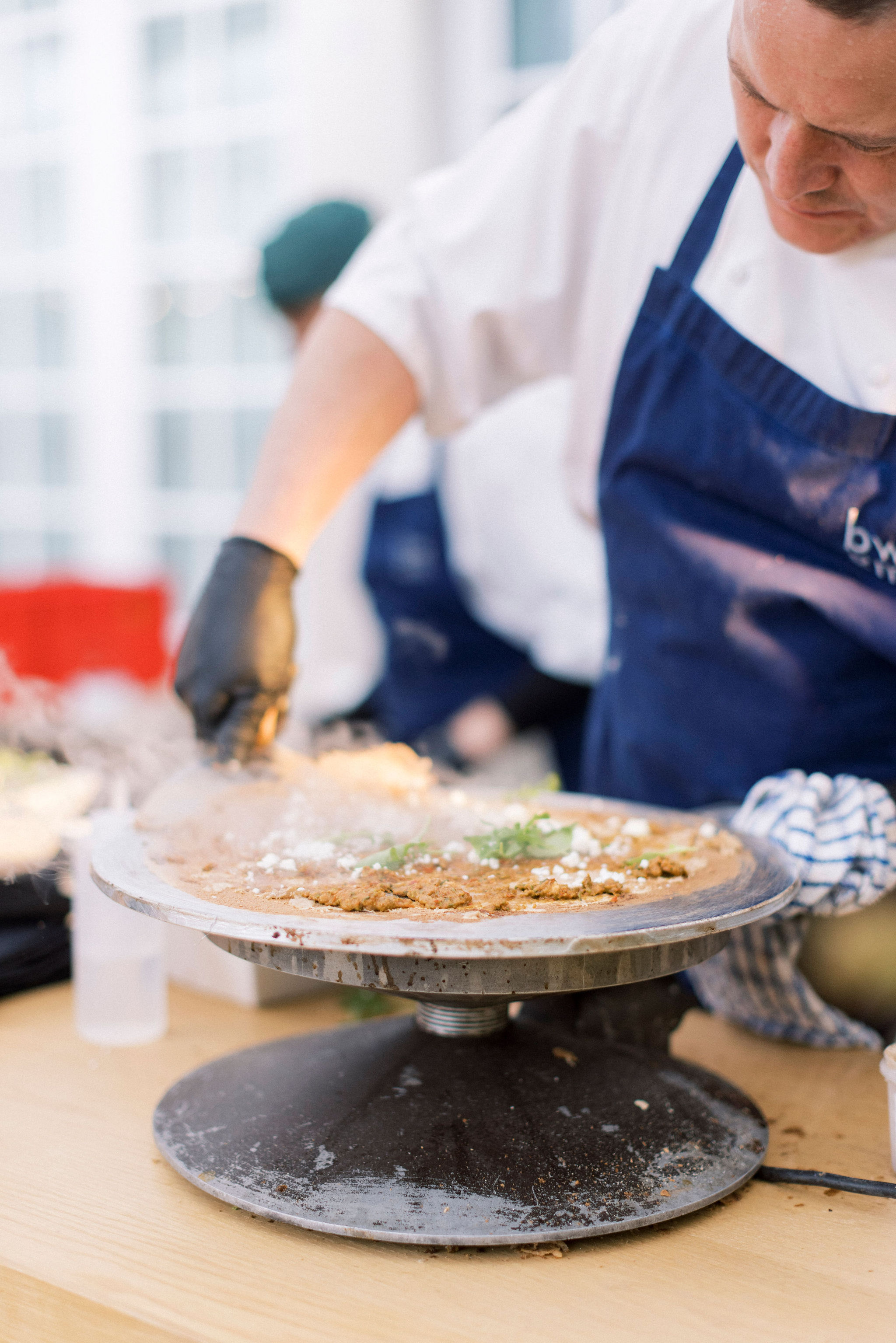 Guest dining experience at Qatar Museums event hosted at the Serpentine Pavilion