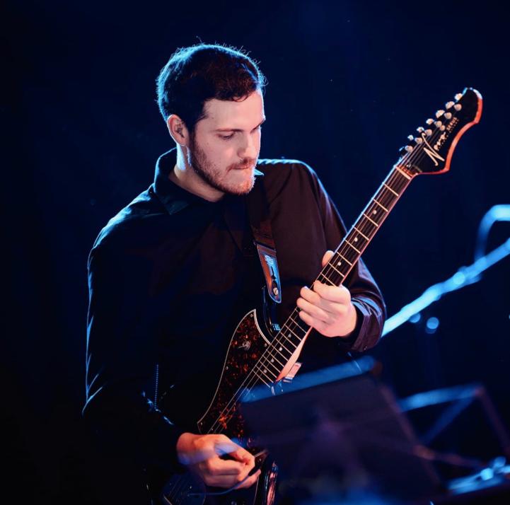 Stefano Rana, educator / guitar player An innovative and intuitive platform, both for teachers and students. Thanks to Skein, the organization of my sheet music, videos, and audio tracks has greatly improved, thanks to the ease of document sharing. I highly recommend this app to anyone looking to upgrade and make work easier for themselves and their students!