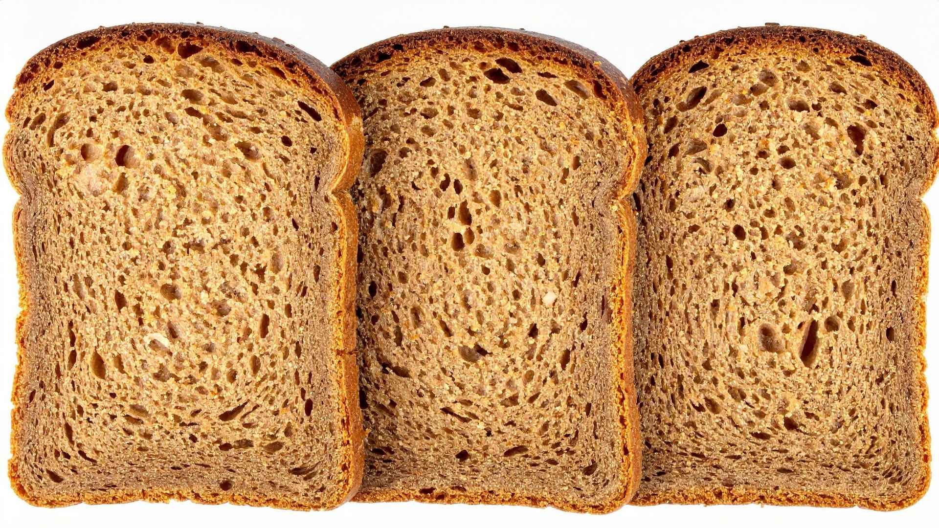 Slices of brown wholemeal bread