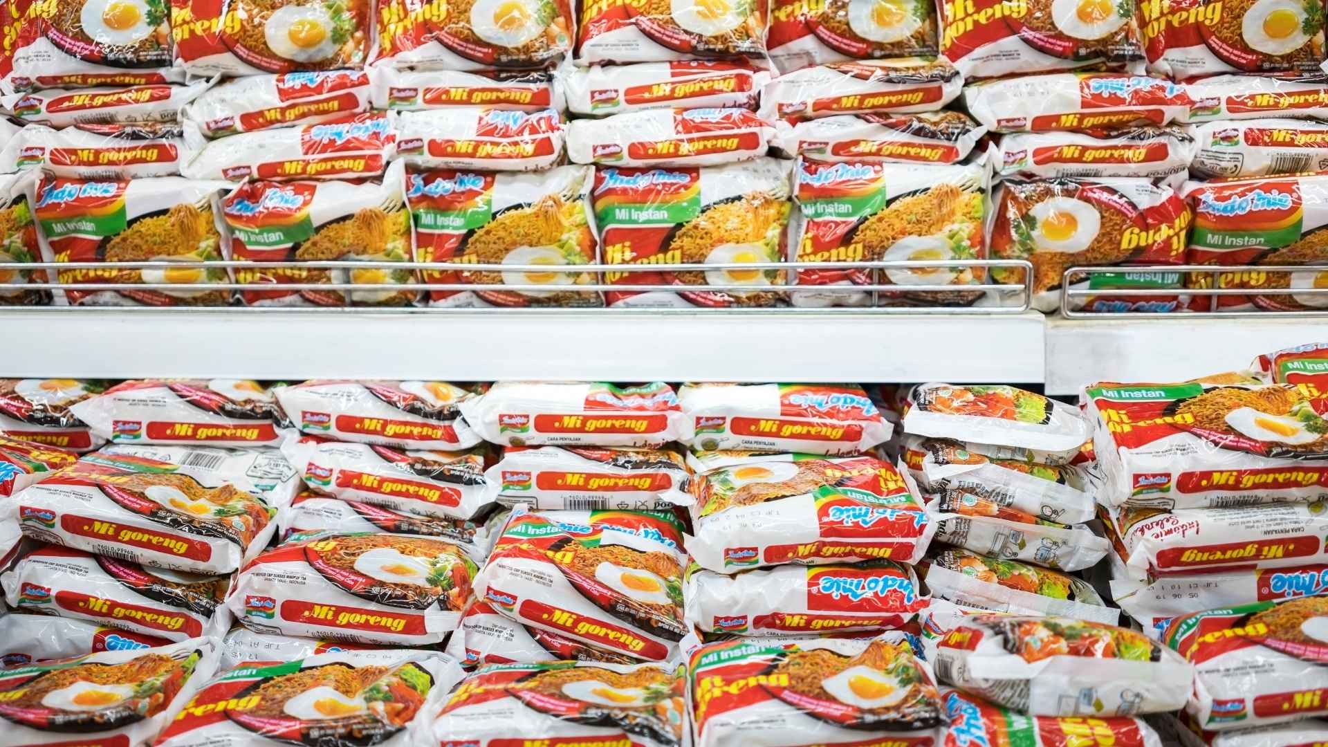 A shelf full of instant ramen