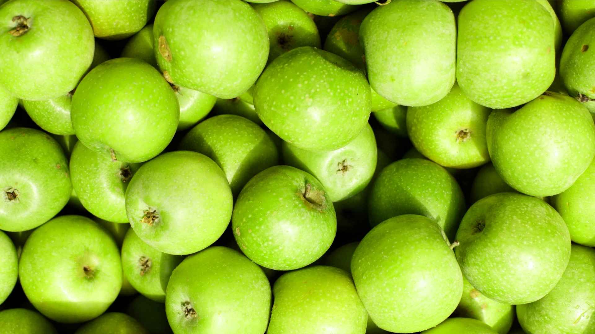 Green apples