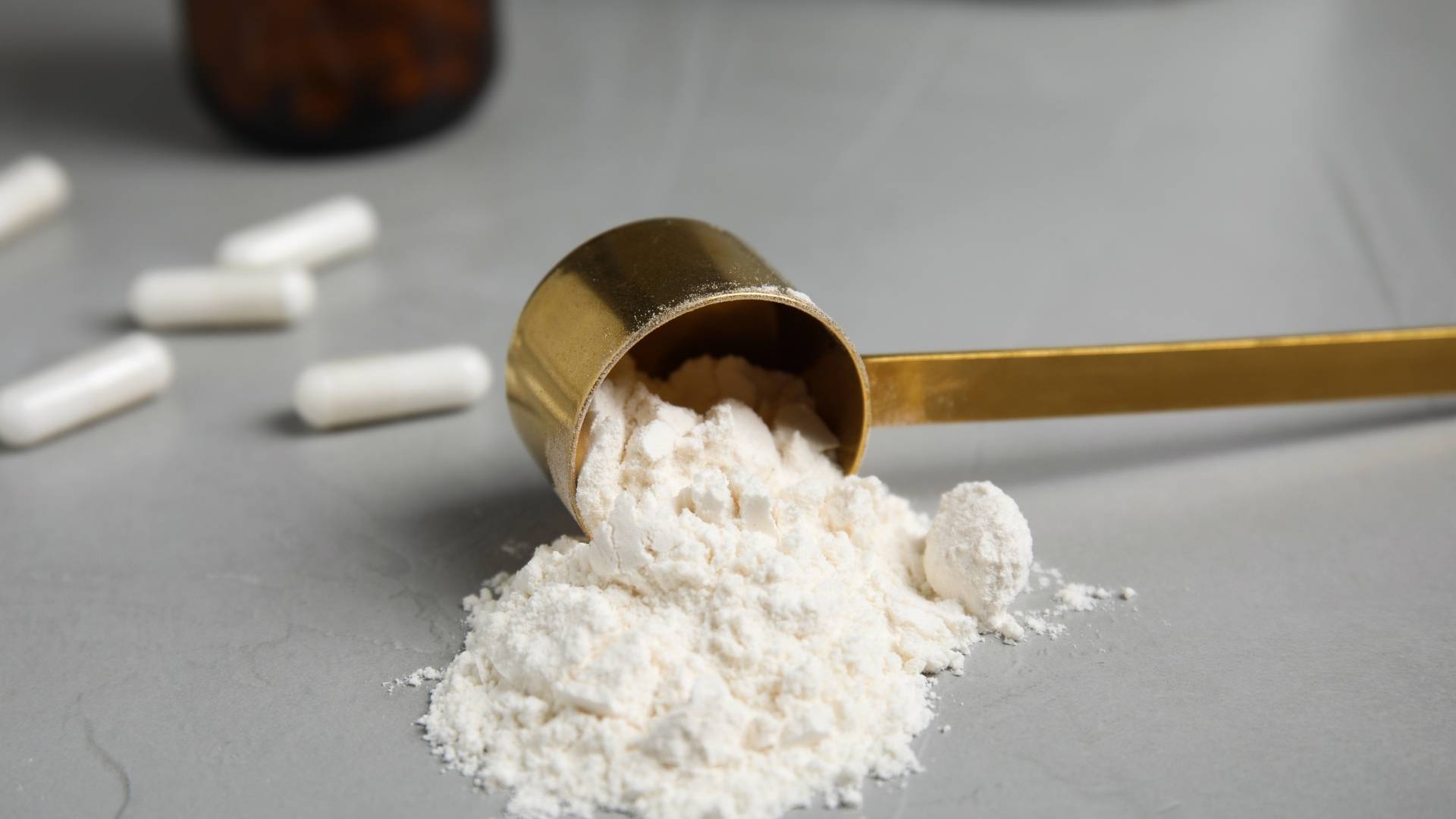 A scoop of creatine