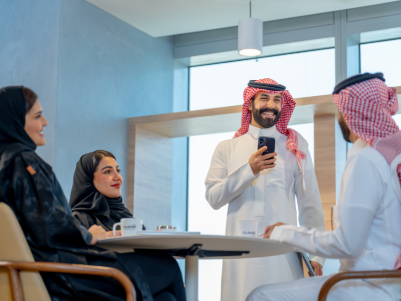 القيادة والإدارة: كيف تبني فرق عالية الثقة في السعودية