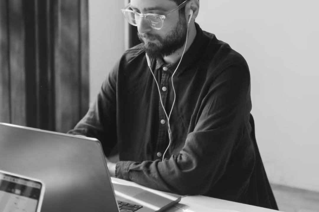 What are the basic steps involved in the app development process?
