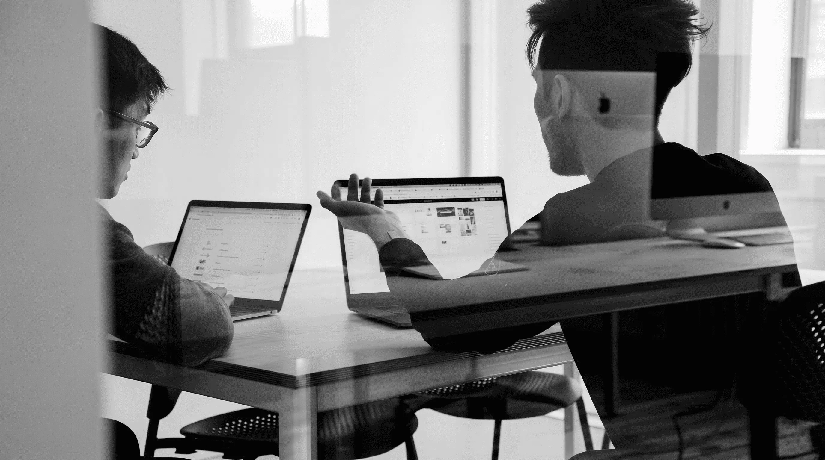 B2B team collaborating on digital brand and product strategy
