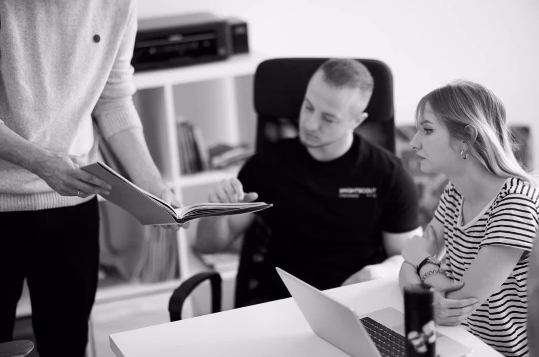 How does Brightscout ensure successful collaboration and communication?
