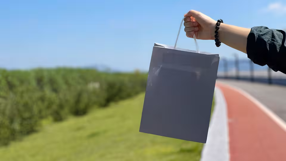 Sustainable Retail: Five Key Trends for Businesses in 2025