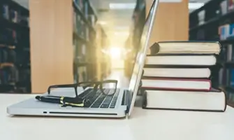 Vagas para estudantes e universitários