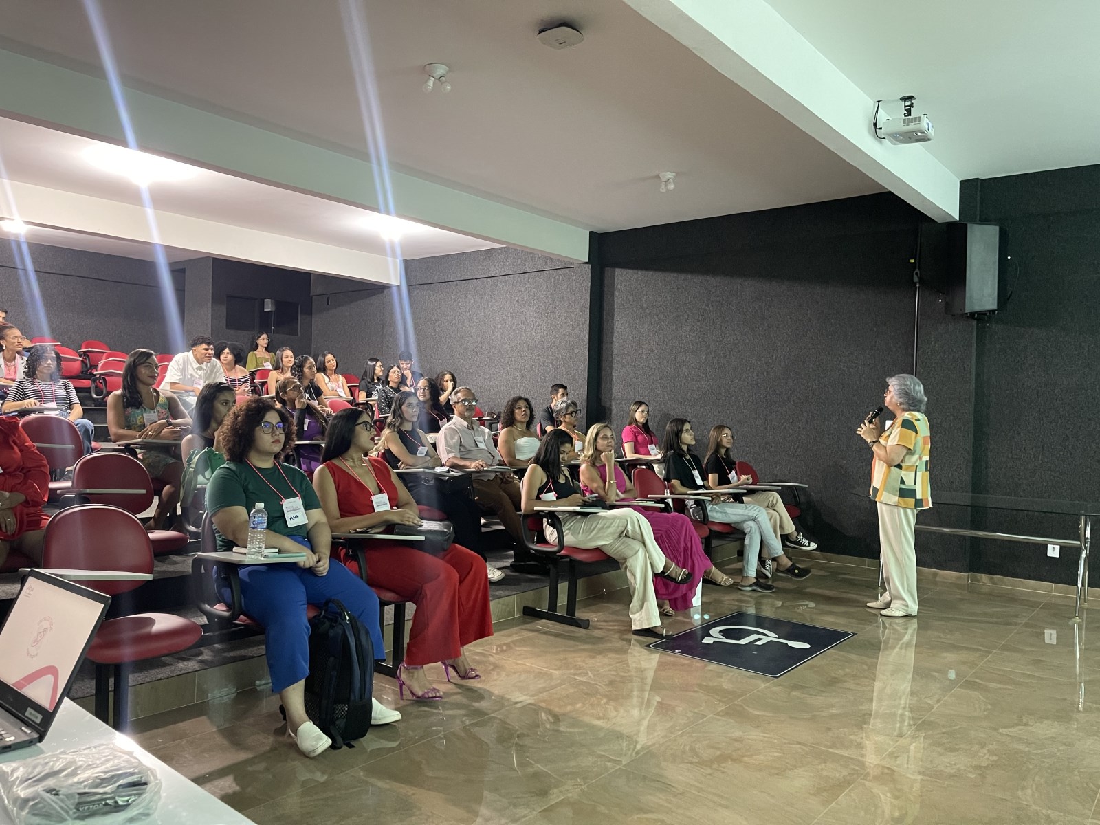 Psicologia em foco: Ensinamentos e reflexões no IV Congresso de Saúde Mental