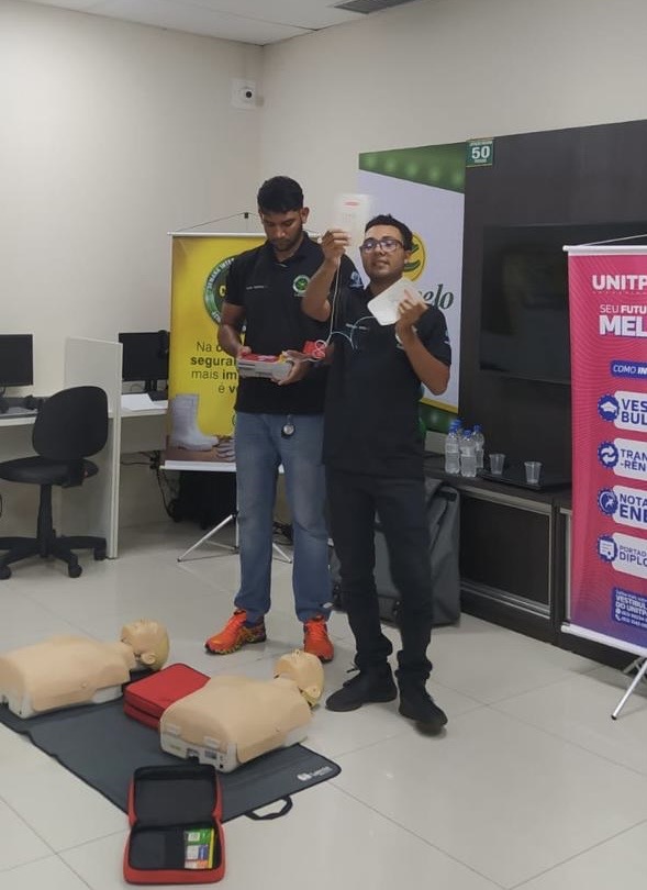 Preparando para o inesperado: Capacitação em suporte básico de vida nas empresas Campelo