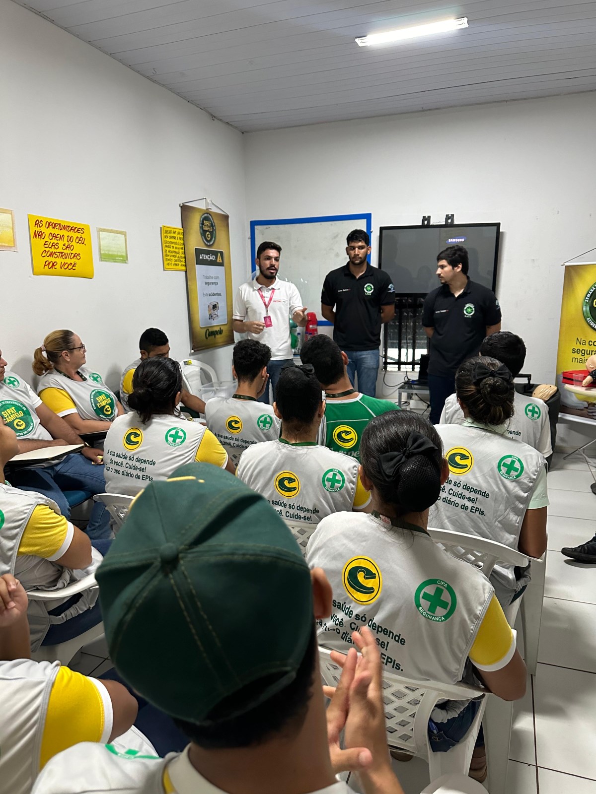 Preparando para o inesperado: Capacitação em suporte básico de vida nas empresas Campelo