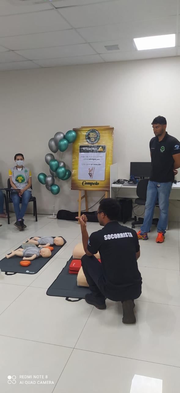 Preparando para o inesperado: Capacitação em suporte básico de vida nas empresas Campelo