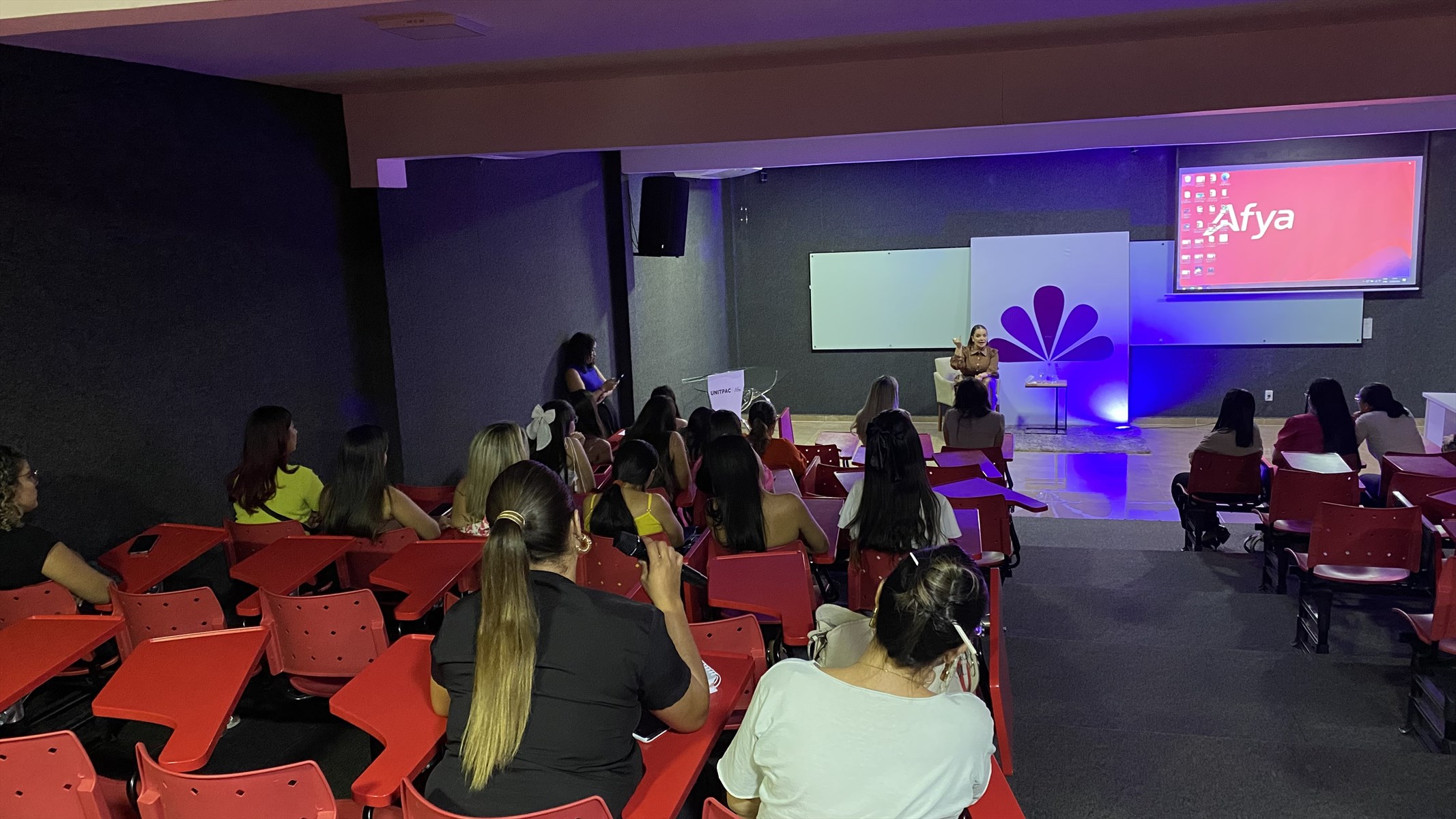 Workshop sobre Harmonização Facial: Personalização e Naturalidade