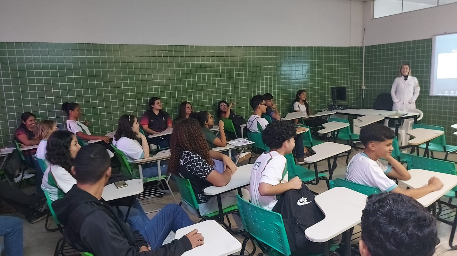 Promovendo Saúde Sexual: Conscientização e prevenção entre adolescentes do 8º e 9º ano
