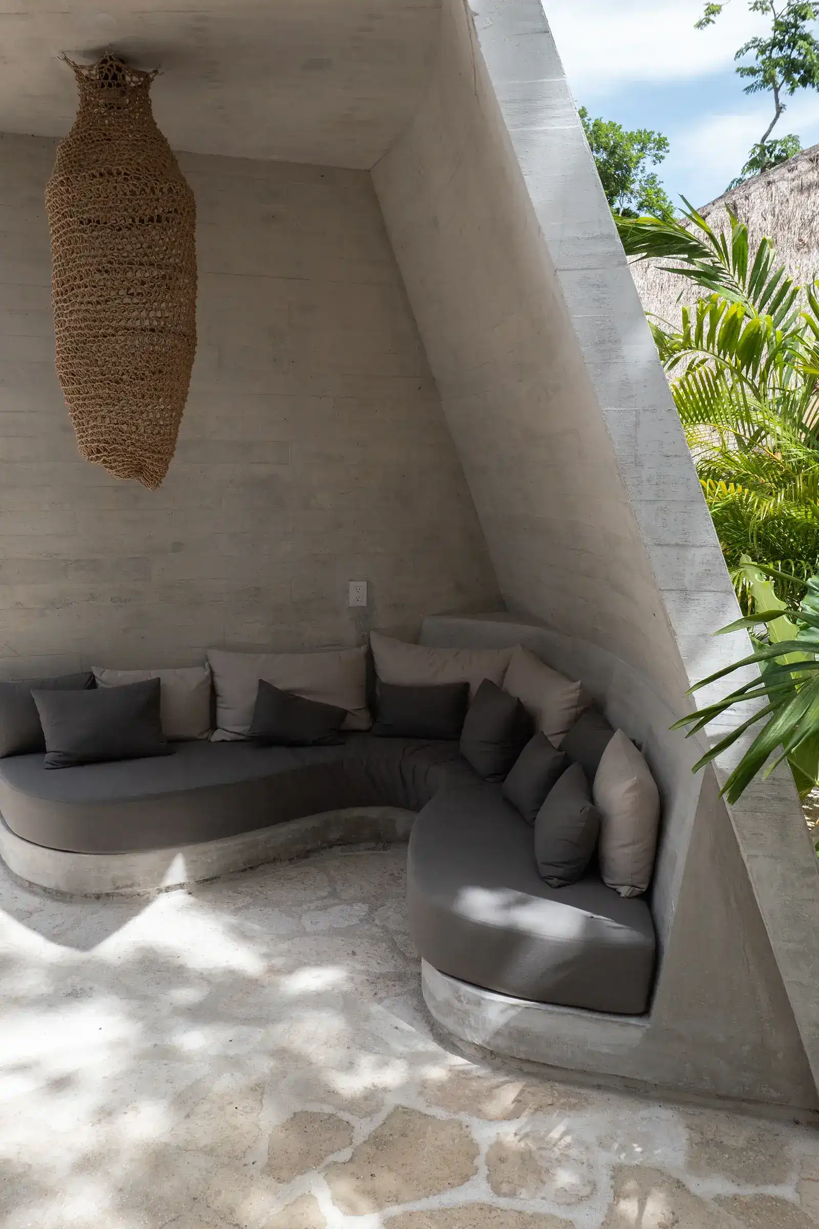 sala-espera-spa-lamparas-colgantes