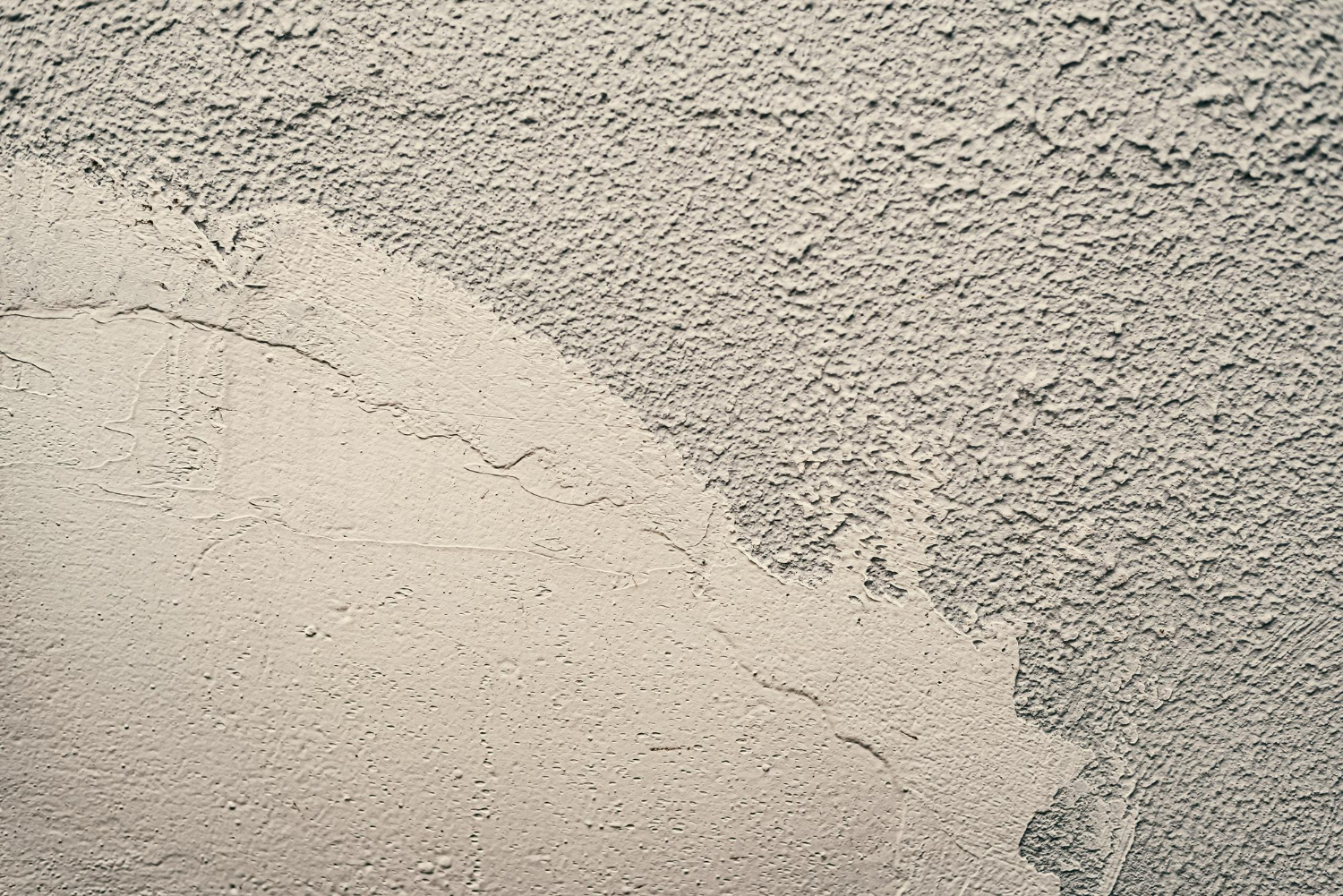 silicone render vs traditional plaster, silicone render benefits