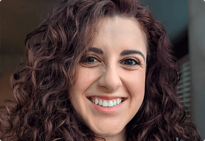 Photo of Vanessa Castaneda Gill smiling.
