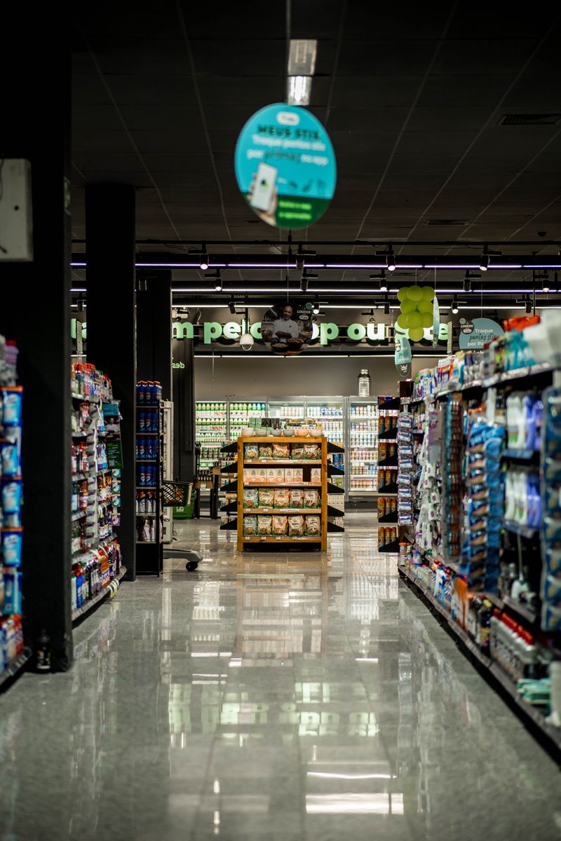 Glossy supermarket aisle floor of the kind at issue in slip and fall claims