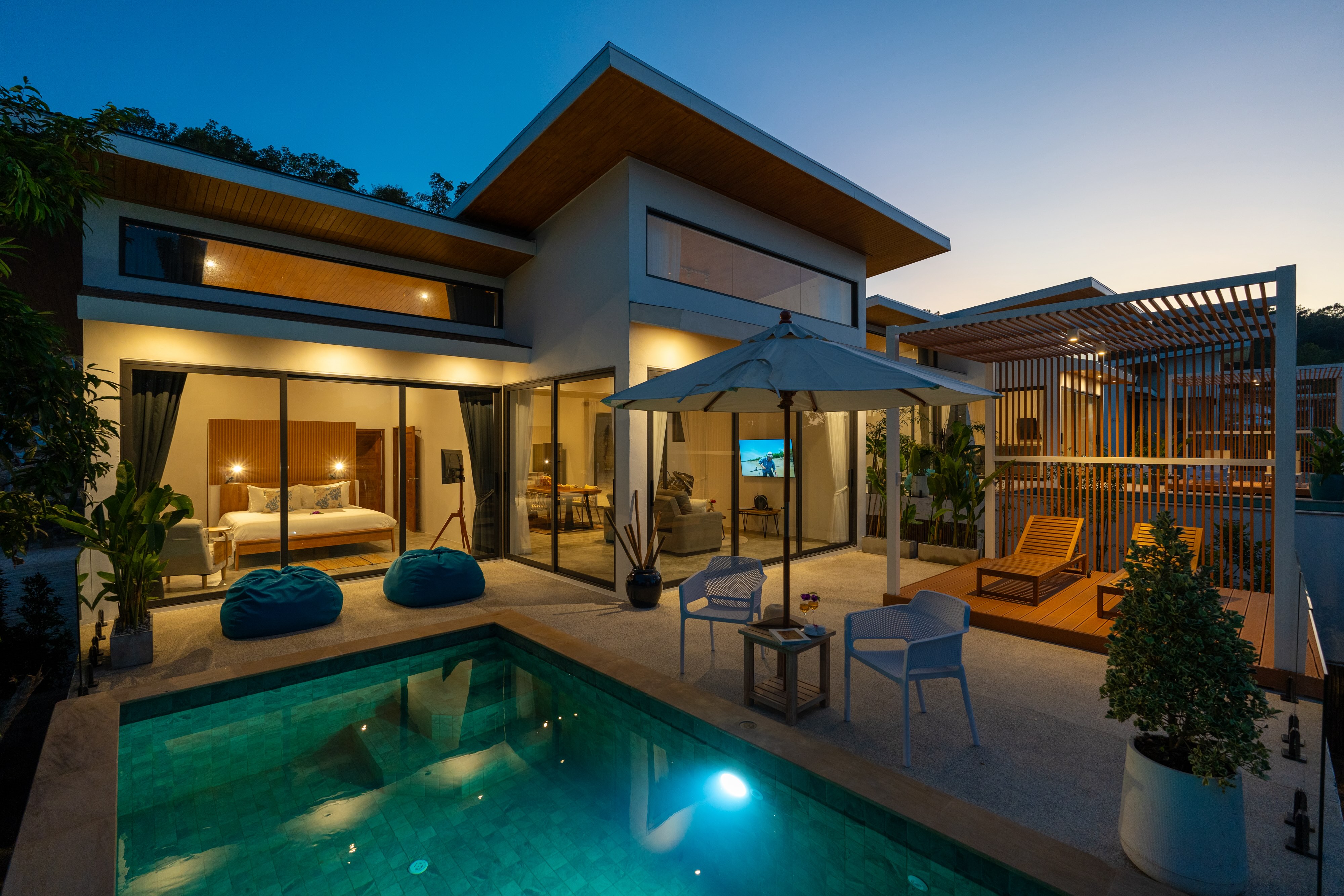 Blue Paradise 