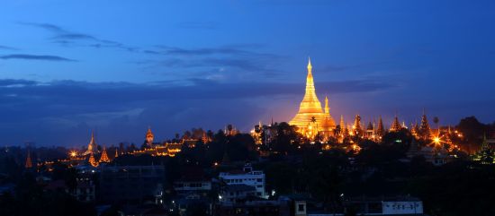 Tout savoir sur les voyages et les vacances en Myanmar: Shwedagon Pagoda Yangon