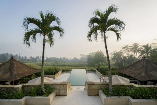 Amanjiwo in Yogyakarta:  Pool area