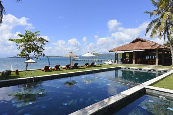 Cocotinos Sekotong in Lombok:  Swimming pool