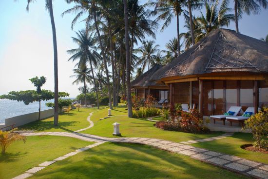 Siddhartha Oceanfront Resort & Spa in Ostbali:  Oceanfront Deluxe Bungalow