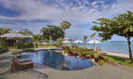 Khanom Beach Resort & Spa: Swimming Pool
