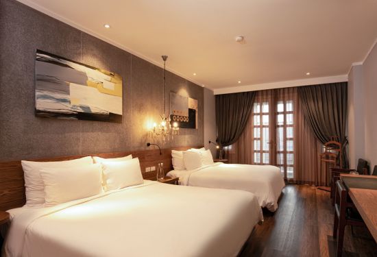 Bespoke Trendy Hotel Hanoi:  Family Suite