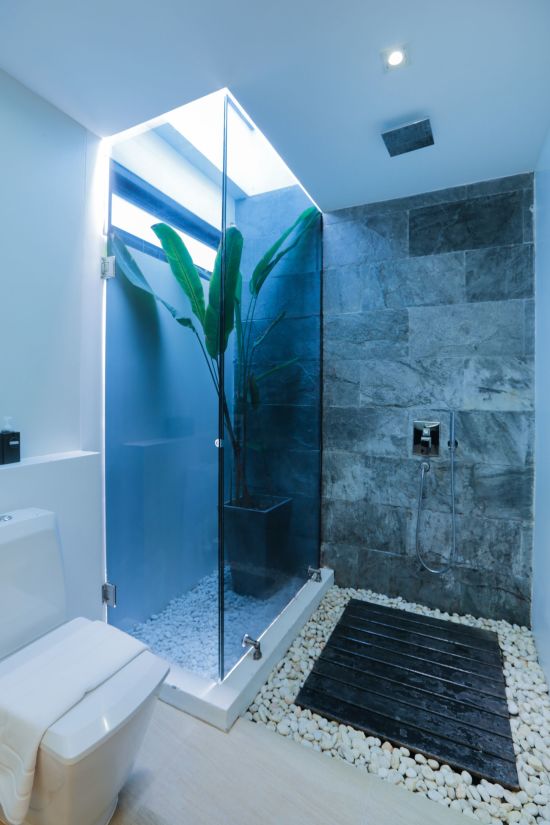 Aava Resort & Spa à Khanom:  Deluxe Bungalow | Bathroom