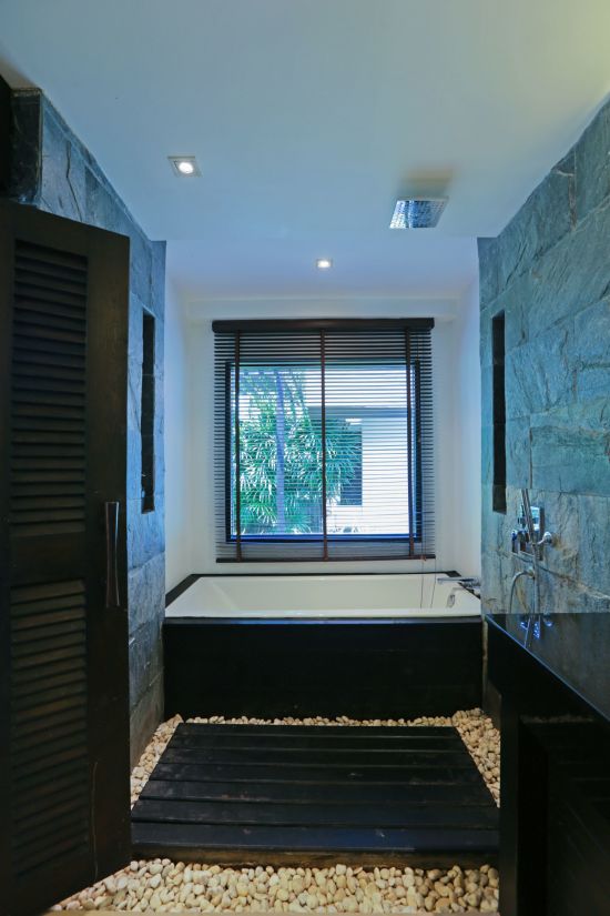 Aava Resort & Spa à Khanom:  Superior Bungalow | Bathroom
