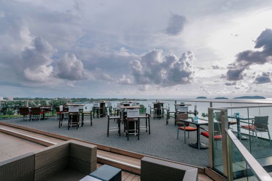 The Pacific Sutera Hotel à Kota Kinabalu:  Horizons Sky Bar