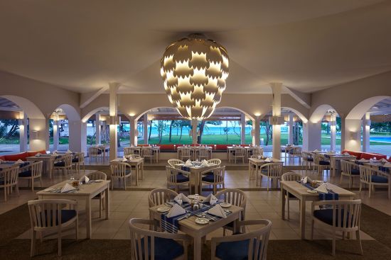 Trinco Blu by Cinnamon à Trincomalee:  Main Restaurant «Captain's Deck»