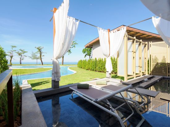 The Little Shore Khao Lak by Katathani:  Seaview Double Pool Villa